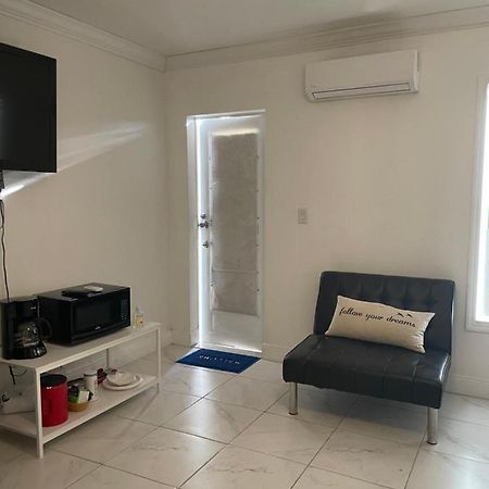 Blue Sky Apartment Fort Myers Bagian luar foto